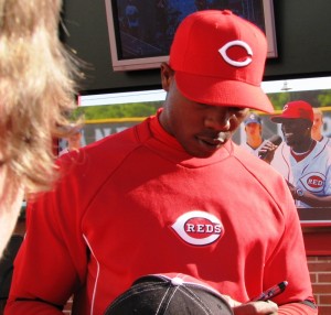 Aroldis Chapman signed without saying a word.