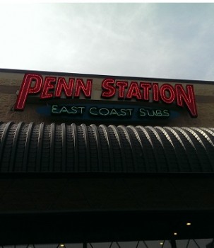 penn_station_sign