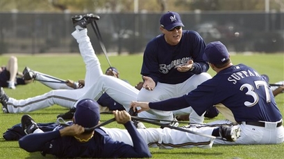 Ned Yost legs it out