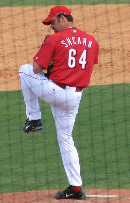 Tom Shearn pitching